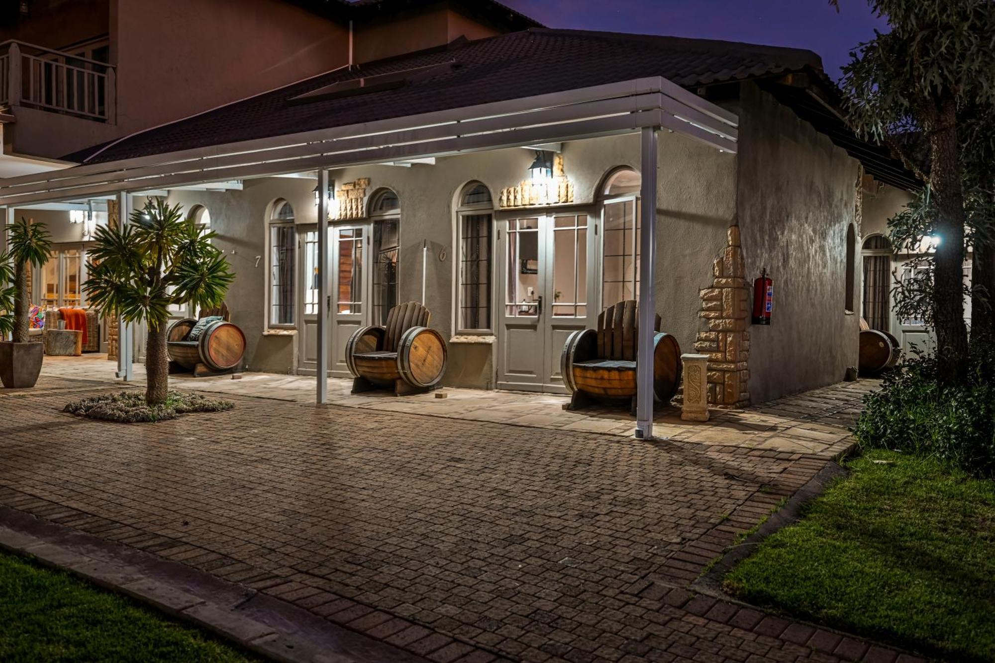 Blue Rain Guest House Bloemfontein Eksteriør bilde